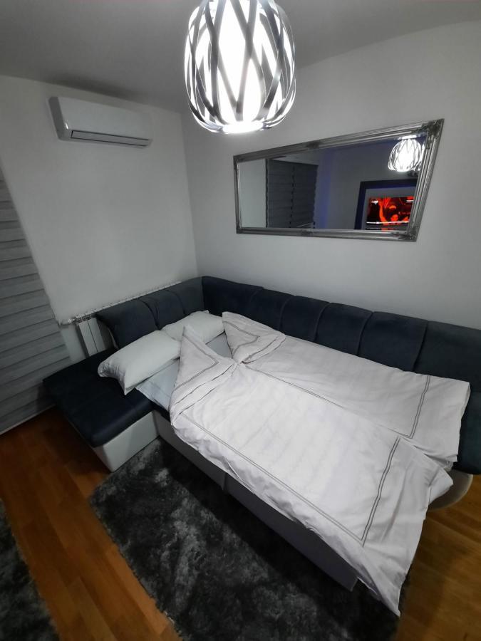 Apartman Bulevar Sarajevo - Free Parking Saraievo Exterior foto