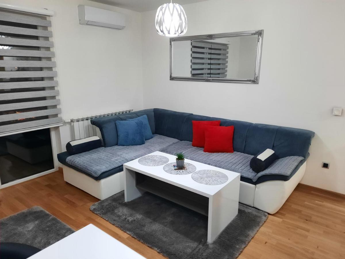 Apartman Bulevar Sarajevo - Free Parking Saraievo Exterior foto